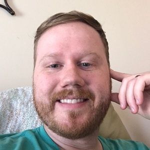 Meet your Posher, Casey